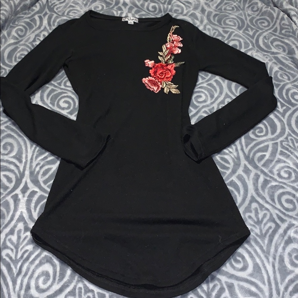 Super soft long black top